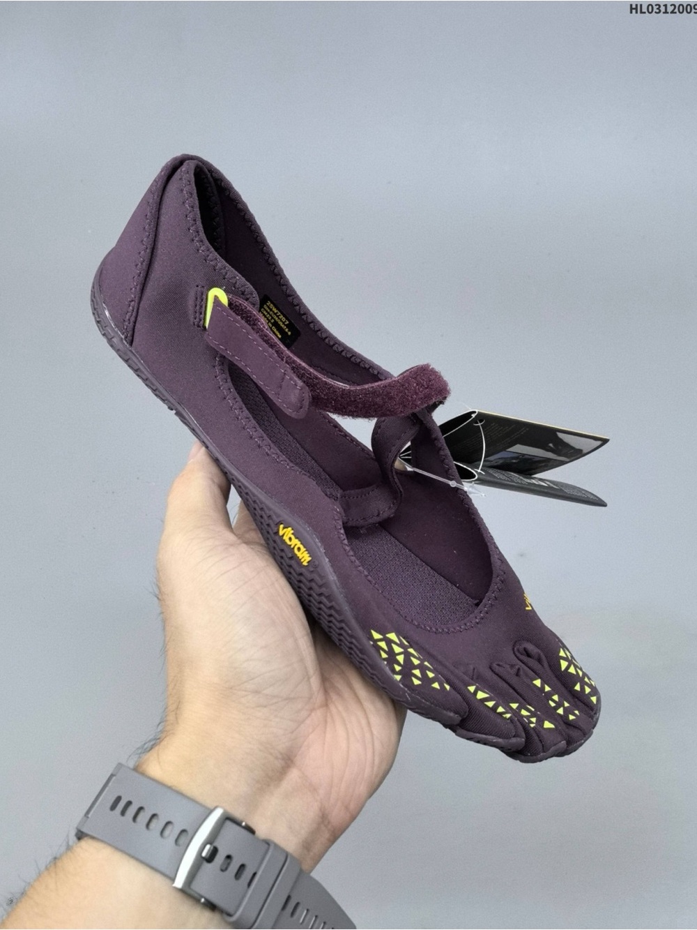Women's Five-Toe Mary Jane in Deep Plum